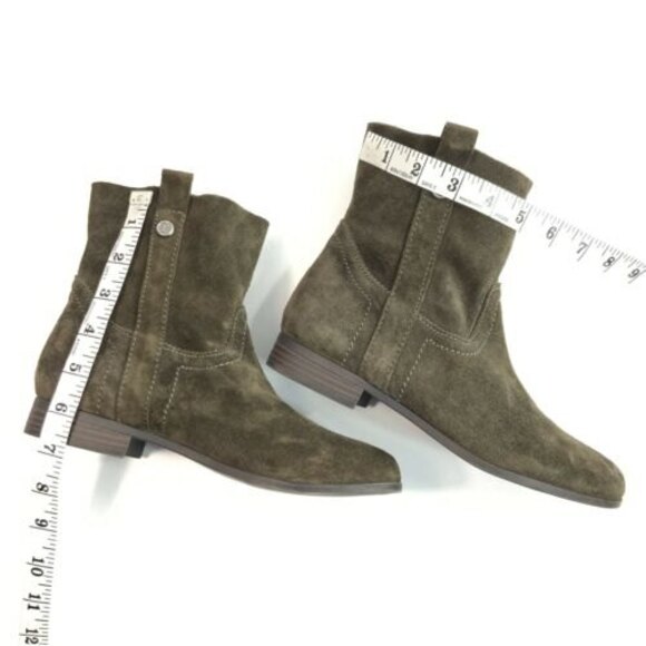 Frye & Co Suede Bootie Green Pull-on 8 - Picture 5 of 11